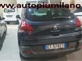 PEUGEOT 3008 1.6 HDi 115CV Business