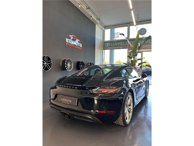 PORSCHE 718 Cayman 2.0