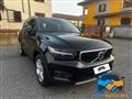 VOLVO XC40 T2 Geartronic Momentum