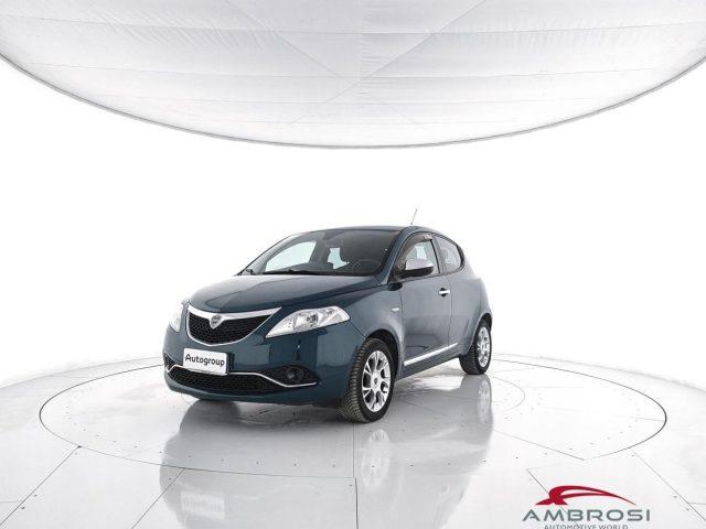 LANCIA YPSILON 1.2 69 CV 5 porte Platinum