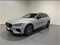 VOLVO V60 B4 GEARTRONIC PLUS DARK