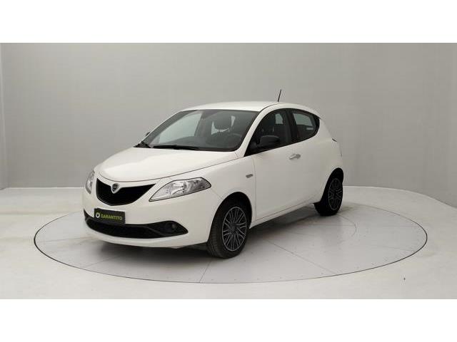 LANCIA YPSILON 1.0 firefly hybrid Gold s&s 70cv