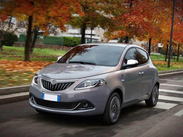 LANCIA YPSILON 3ª serie 1.0 FireFly 5 porte S&S Hybrid Gold