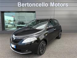 LANCIA YPSILON 1.0 FireFly 70cv Hybrid Gold NEOPATENTATI-NUOVA