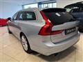 VOLVO V90 D5 AWD Geartronic Momentum