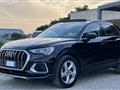 AUDI Q3 35 TDI S tronic Business Advanced