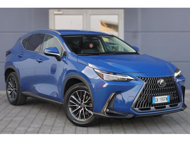 LEXUS NX Hybrid 4WD Premium