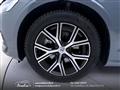 VOLVO V60 B4 (d) automatico Essential Thunder-pelle-ruotino