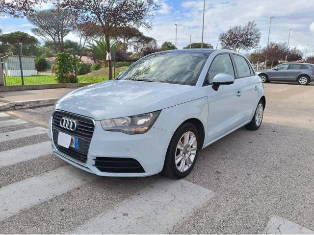 AUDI A1 1.6 tdi Admired s-tronic