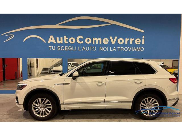 VOLKSWAGEN Touareg 3.0 TDI 286CV