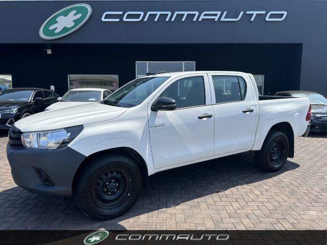 TOYOTA HILUX 2.4 D-4D 4WD 4 porte Double Cab