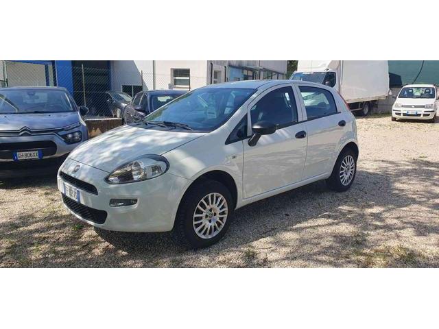 FIAT PUNTO 1.4 8V 5 porte Natural Power Street