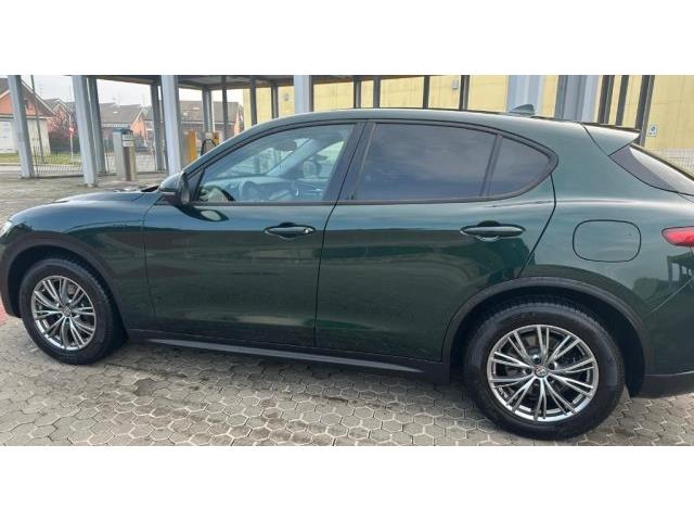 ALFA ROMEO STELVIO 2.0 Turbo 200 CV AT8 Q4 Sprint