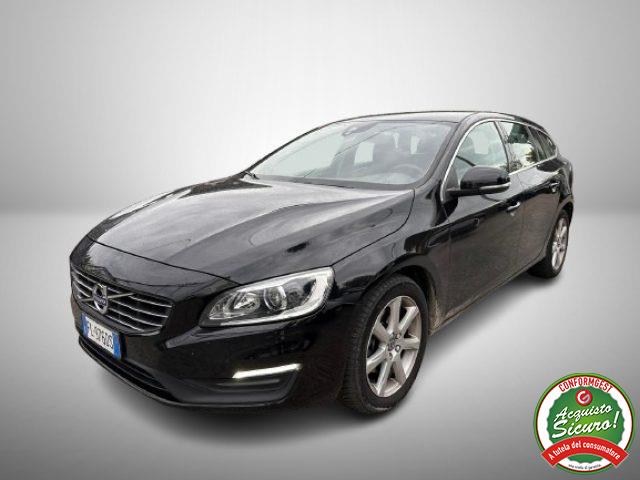 VOLVO V60 (2010) D3 Business