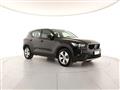 VOLVO XC40 T2 Geartronic Momentum Pro