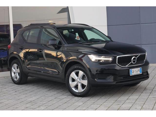 VOLVO XC40 D3