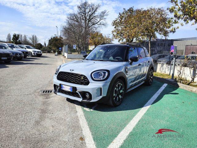 MINI COUNTRYMAN HYBRID Cooper SE  Premium Mid Package Untamed Edition