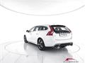 VOLVO V60 (2010) D2 Geartronic R-design  - AUTOCARRO N1