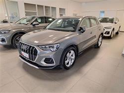 AUDI Q3 35 TDI S tronic Business