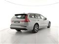 VOLVO V60 B3 aut. Essential pronta consegna - Autocarro