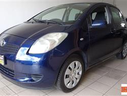 TOYOTA Yaris 1.0 5p.