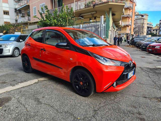 TOYOTA AYGO 1.0 VVT-i 69 CV 5 porte x-play