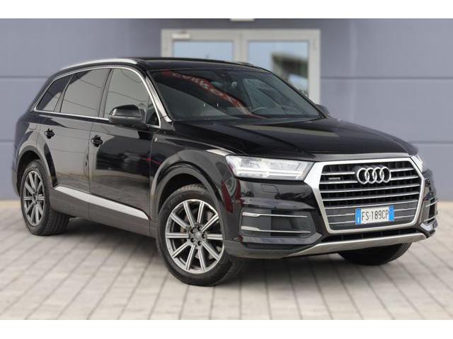 AUDI Q7 3.0 TDI quattro tiptronic Sport Plus 7 posti