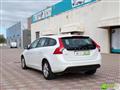 VOLVO V60 (2010) D3 Geartronic Summum