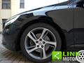 VOLVO V40 2.0 152CV Business Plus 2019 - 105.000KM