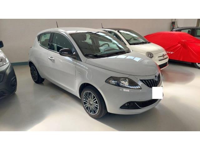 LANCIA YPSILON 1.0 FireFly 5 porte S&S Hybrid Ecochic Gold