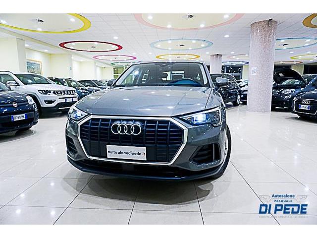 AUDI Q3 35 TDI S tronic Business