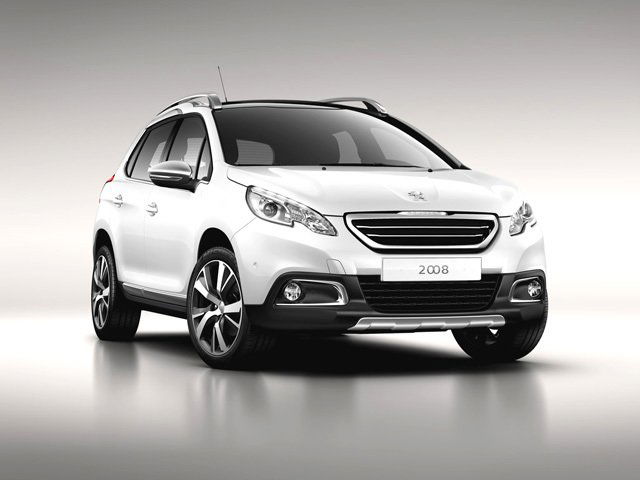 PEUGEOT 2008 (2013) 1.2 VTi 82CV Allure