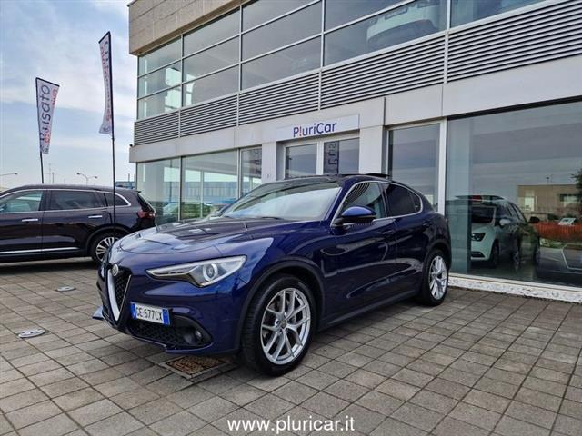 ALFA ROMEO STELVIO Q4 190cv Executive AT8 Tetto Cerchi 20 Navi Xeno