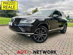 VOLKSWAGEN TOUAREG 3.0 TDI 204 CV tiptronic BlueMotion R-Line