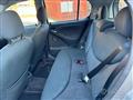 TOYOTA YARIS 1.0i 16V cat 5 porte Sol