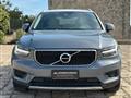 VOLVO XC40 D3 AWD Geartronic Momentum (Navi/APP/FullLED)