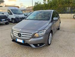 MERCEDES CLASSE B 1.5cdi 109cv LUCI AUTO BLUETOOTH CERCHI IN LEGA