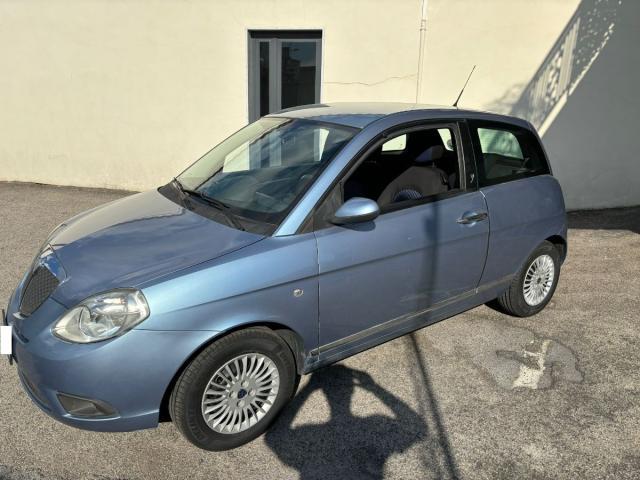 LANCIA Ypsilon 1.2 Oro