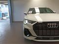 AUDI Q3 35 TFSI S tronic S line black  edition