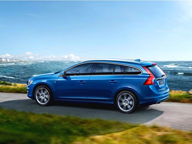 VOLVO V60 (2010) (2018-->) T6 Recharge AWD Plug-in Hybrid Inscription Express