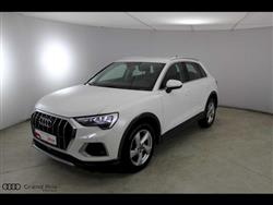 AUDI Q3 35 TDI quattro Business Advanced