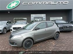 LANCIA YPSILON 1.0 FireFly 5 porte S&S Hybrid Silver