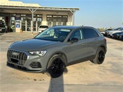 AUDI Q3 35 2.0 tdi Business s-tronic