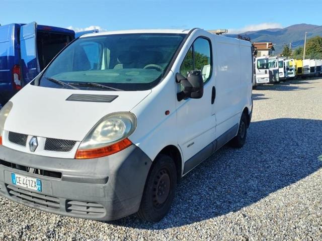 RENAULT trafic T27 1.9 dci 100cv L1H1 Trafic T29 1.9 dCi/100CV PL-TN Pian.Cab.