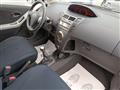 TOYOTA Yaris 1.3 5p. Sol