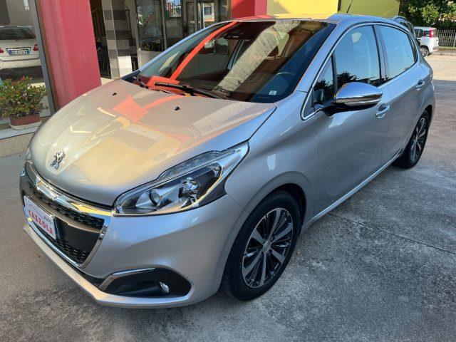 PEUGEOT 208 (2012) PureTech 82 5 porte Allure OK NEOPATENTATI NAVIGAT