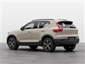 VOLVO XC40 B3 Mild Hybrid automatico Plus Dark - MY25