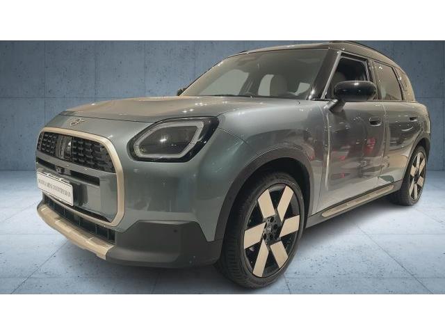 MINI NEW COUNTRYMAN D Favoured Countryman