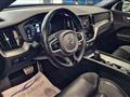 VOLVO XC60 B4 Geartronic R-design TETTO PANORAMICO APRIBILE!