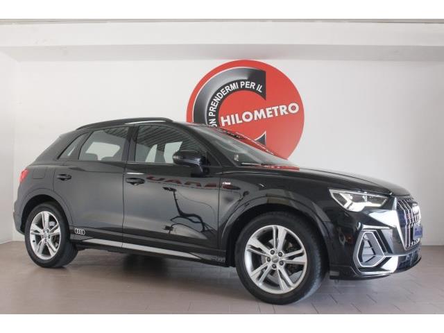 AUDI Q3 35 TDI quattro S line edition sline gancio